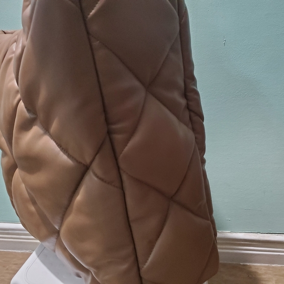 NWT STAND STUDIO Assante Diamond Taupe Brown Faux Leather Quilted Tote Bag - Picture 6 of 11